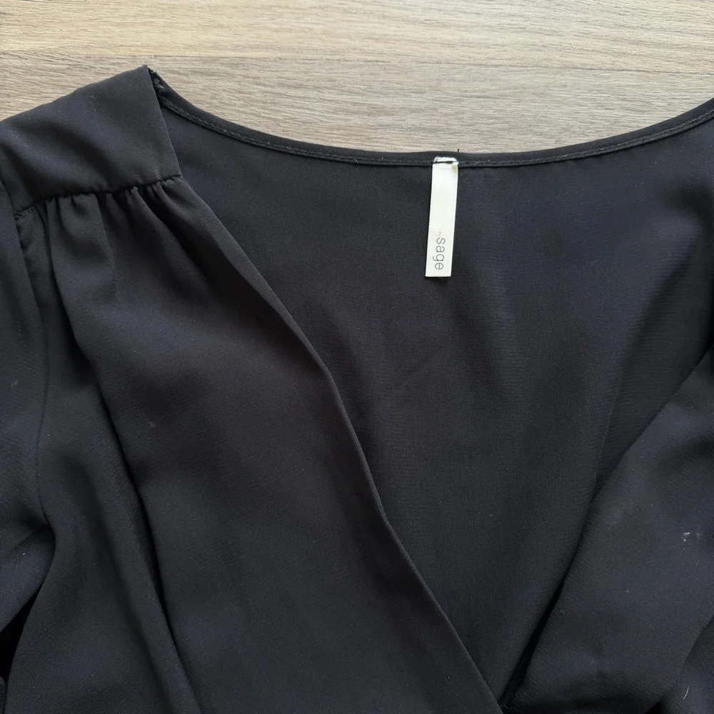 Romper - Picture 2 of 3